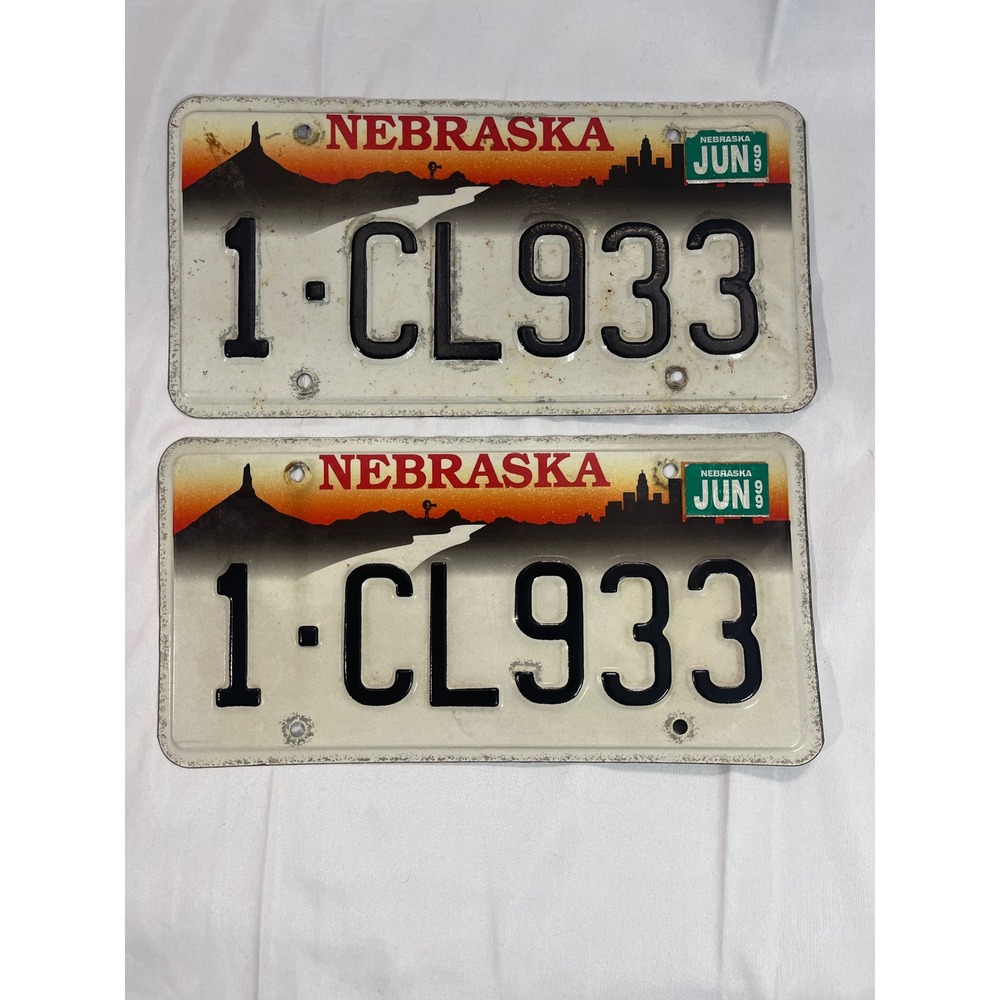 Vintage 1999 Nebraska License Plate Pair 1-CL933‎ Chimney Rock Skyline Graphic